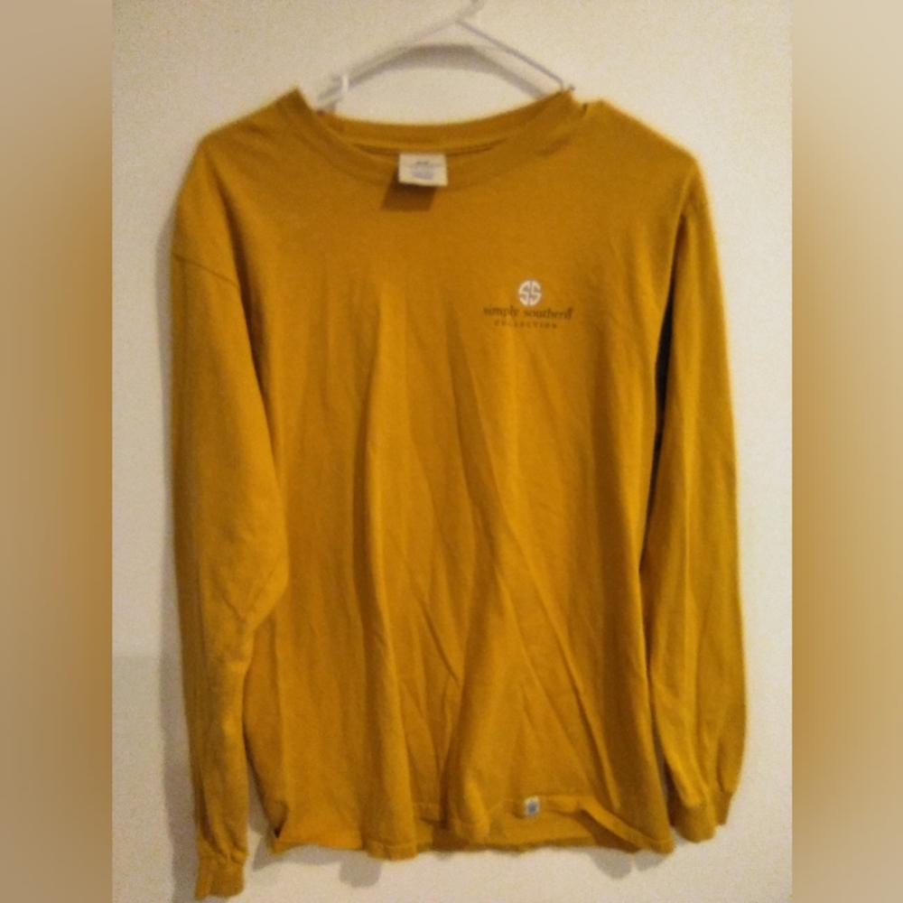 Bee long sleeve simply southern top